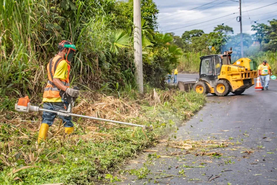 Lee más sobre el artículo Mingas Comunitarias continúan en las  parroquias de #Pastaza.