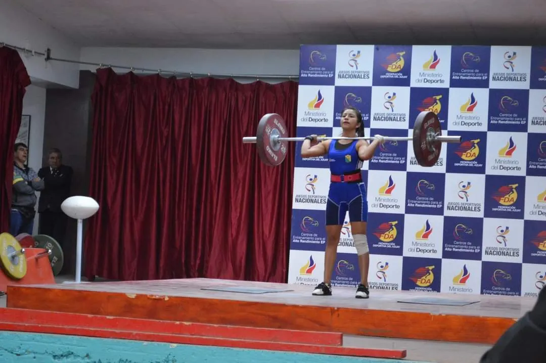 Lee más sobre el artículo Selección de levantamiento de pesas Pastaza sub-15, estuvo presente en el Campeonato Nacional en línea.