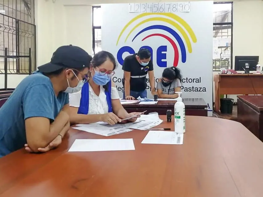 Lee más sobre el artículo Funcionarios electorales capacitan a Miembros de las Juntas Receptoras del Voto.