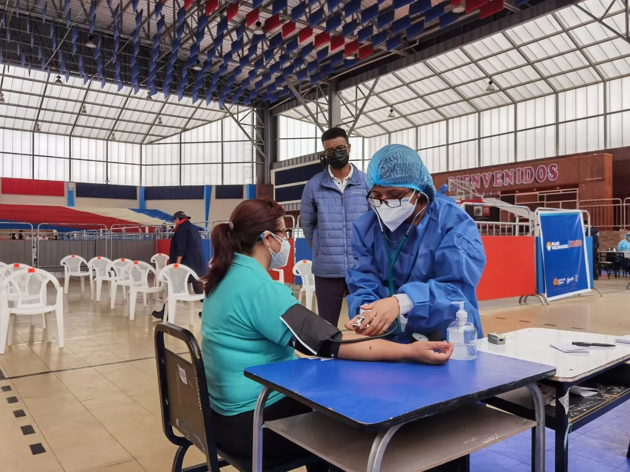 Lee más sobre el artículo Inició la Fase 1 de vacunación a docentes en la Zona 3.