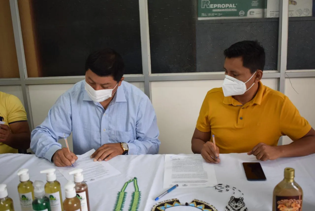 Lee más sobre el artículo MAG firma convenio con el GAD Parroquial Tarqui.