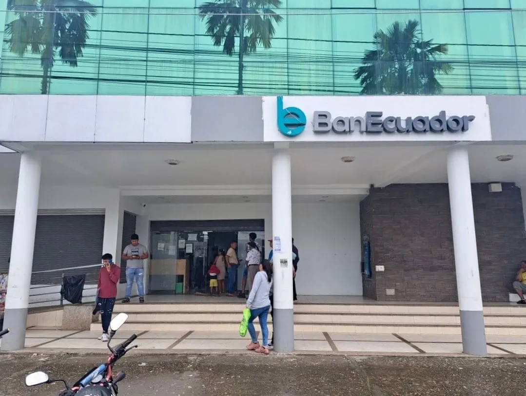 Lee más sobre el artículo Seis detenidos en Sucumbíos por presuntamante alterar documentos de BanEcuador.