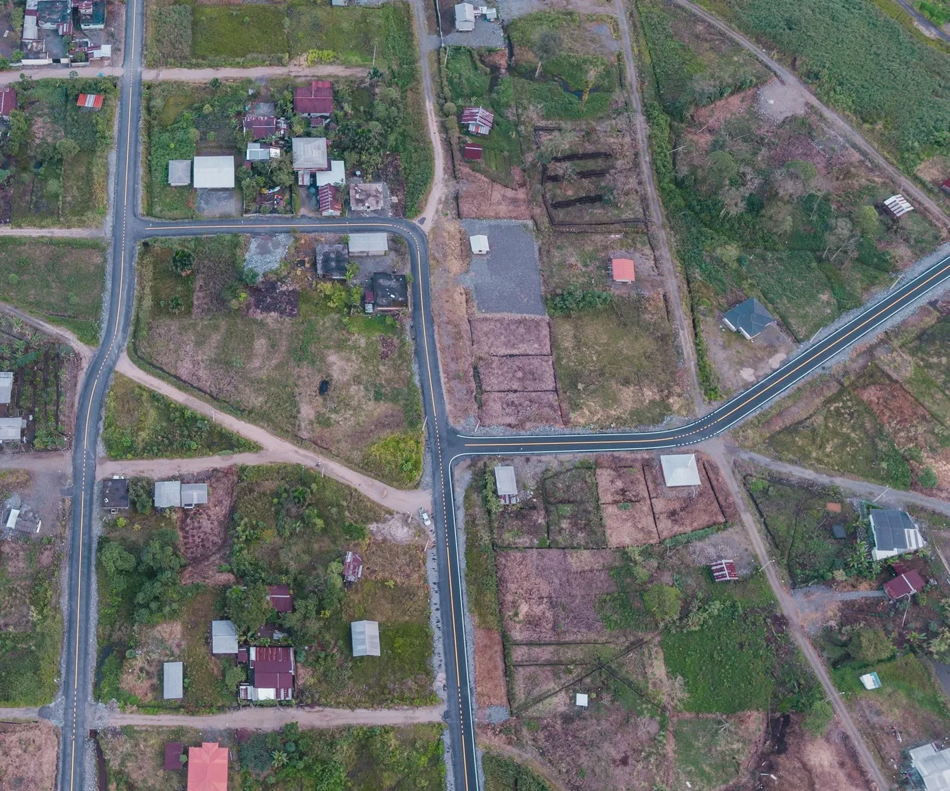 Lee más sobre el artículo Transmisión sobre inauguración de 3,8Km de asfaltado en Shell.