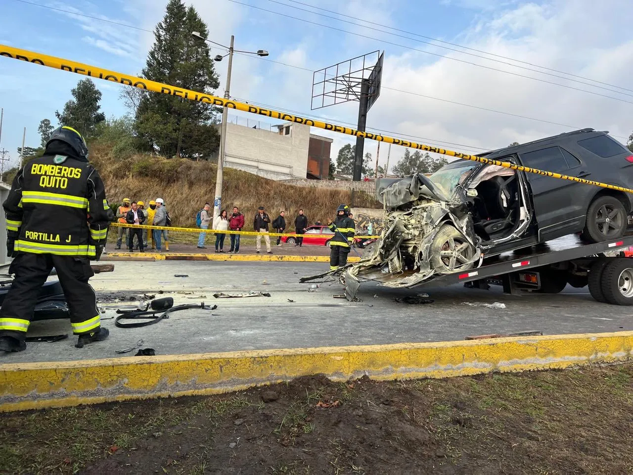 Lee más sobre el artículo Dos fallecidos por accidente de tránsito en Quito.