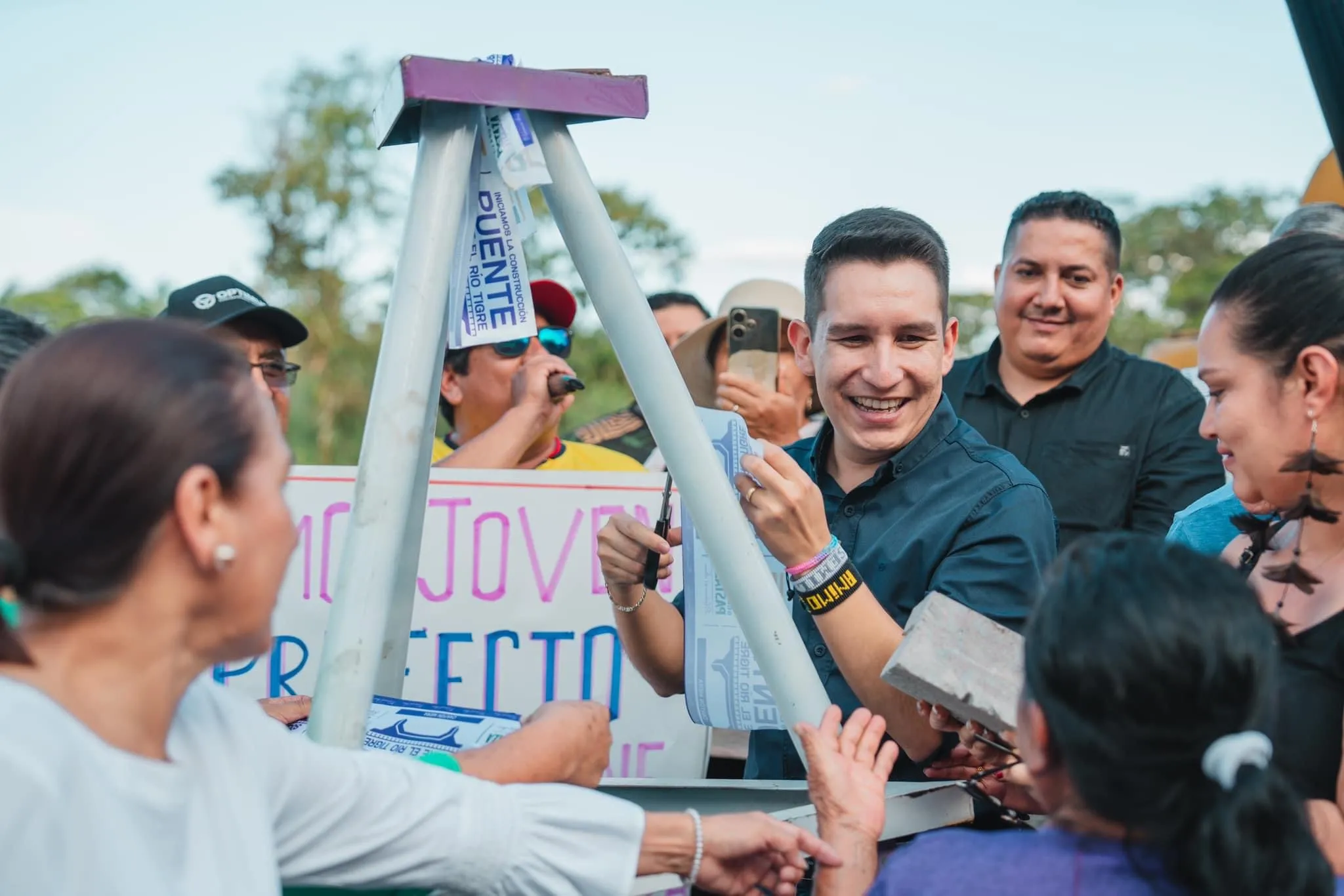 Lee más sobre el artículo Inicia obra de construcción de puente en Mera por la Prefectura de Pastaza.