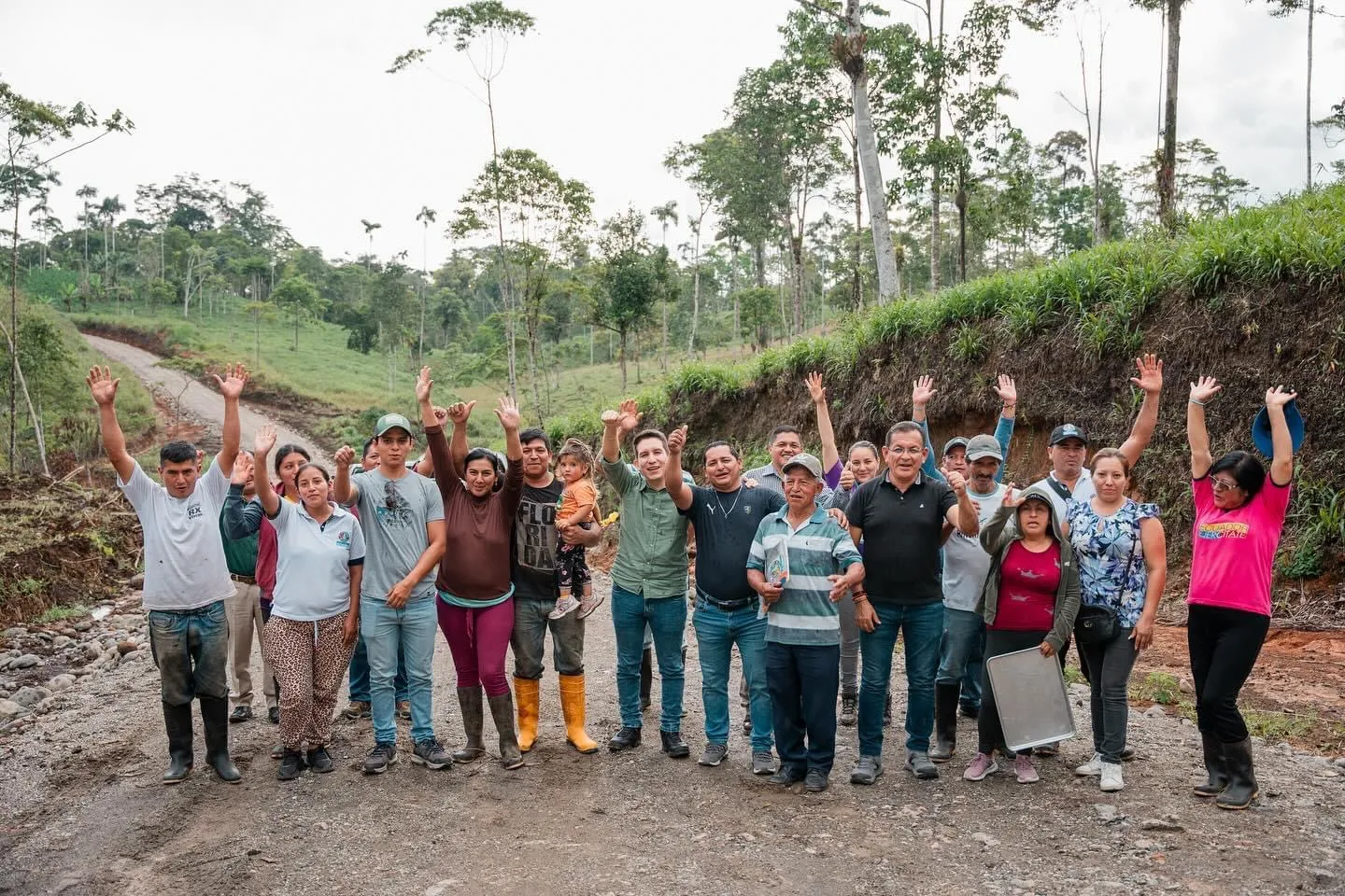 Lee más sobre el artículo André Granda, Prefecto de Pastaza visitó El Triunfo.