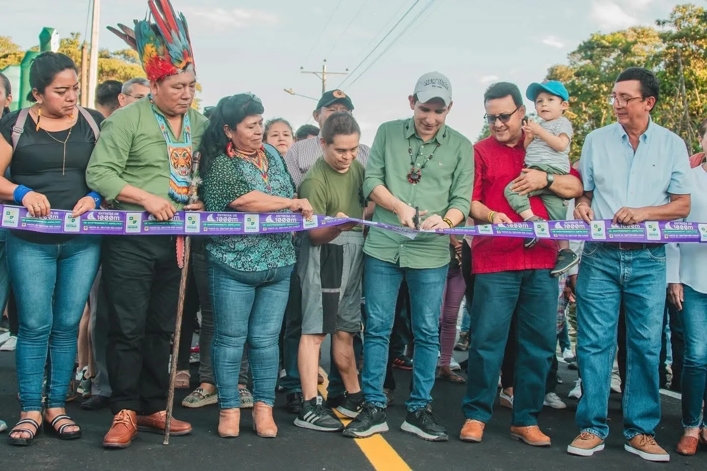 Lee más sobre el artículo Prefectura de Pastaza entregó mantenimiento asfáltico en Tarqui.