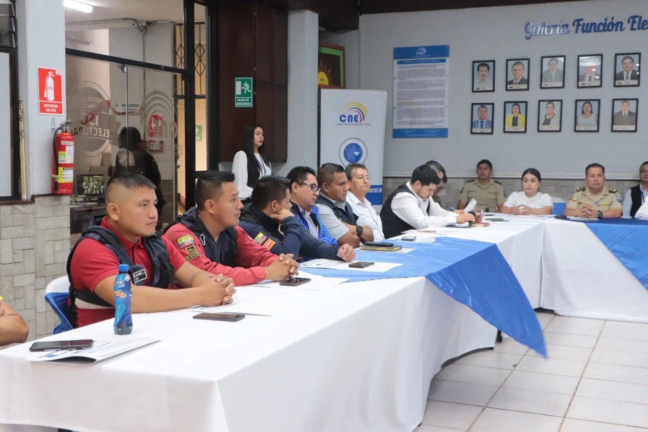 Lee más sobre el artículo Pastaza instaló Mesa de Seguridad para las Elecciones Generales 2025.