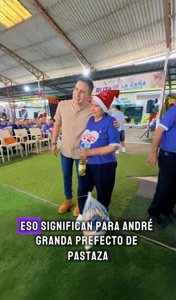 Lee más sobre el artículo Agasajo navideño adultos mayores.